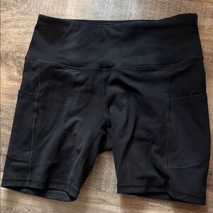 Lightly worn iuga Women's Black Bike Shorts size M